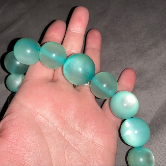 Vintage Blue Necklace - Picture 5 of 6